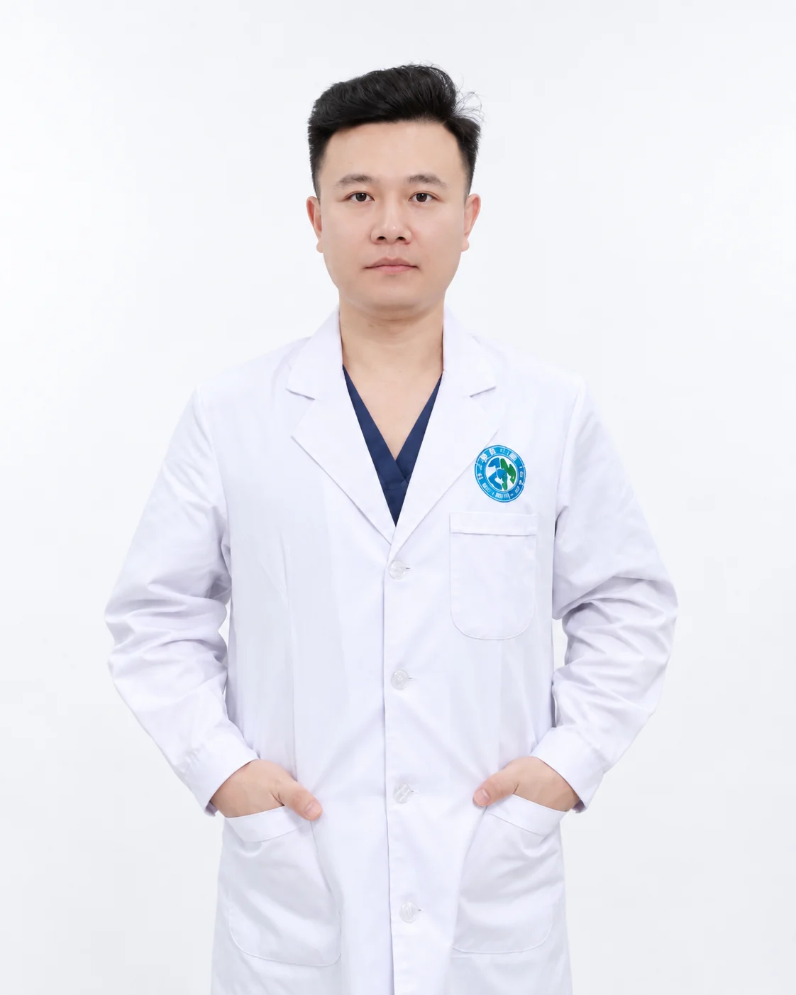 郭春阳主治医师形象照